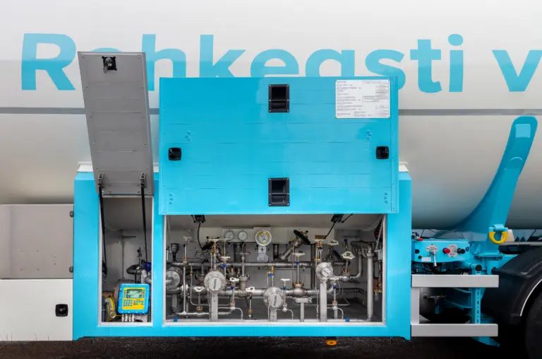 Mitä on Bio-LNG-sekoitus ja miten se tarjoaa teollisuudelle kustannustehokkaan tien päästövähennyksiin?